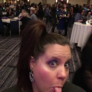 Meet your Posher, Caryn